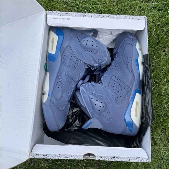 Jordan Other - Jordan 6, size 11 with OG box.